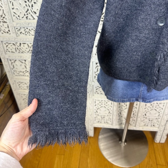 Vintage Karen Scott Dark Gray 100% Wool Fuzzy Fringe Button Up Cardigan Sz M - Picture 4 of 7